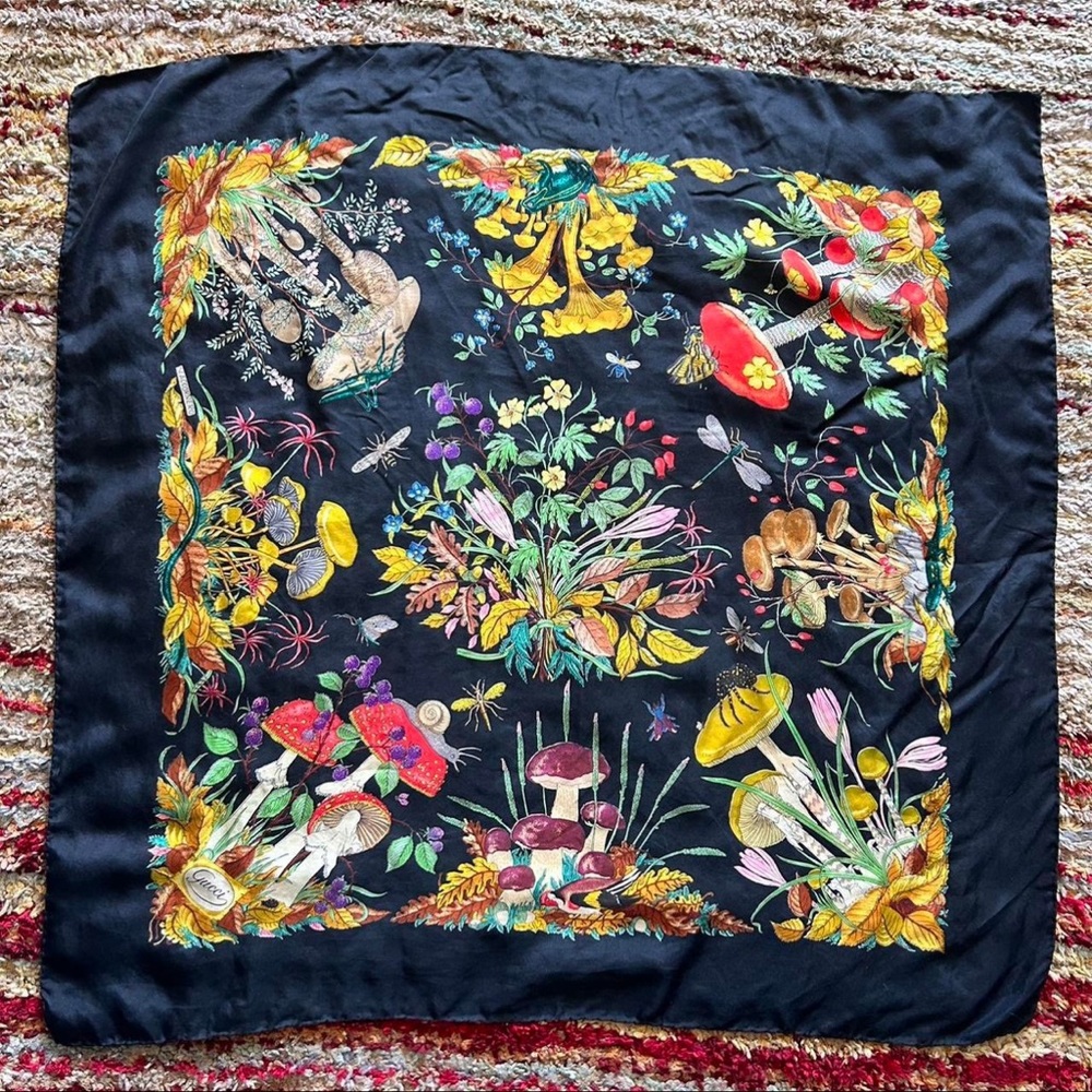 Vintage Gucci Mushroom Insect Scarf
